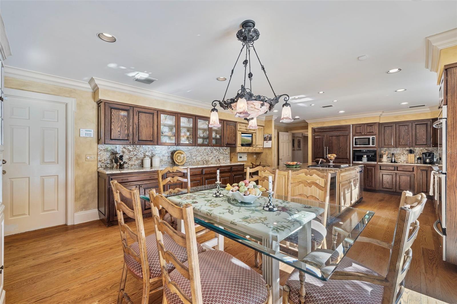 TB8446677 Property Photo