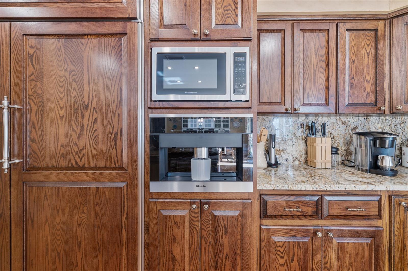 TB8446677 Property Photo