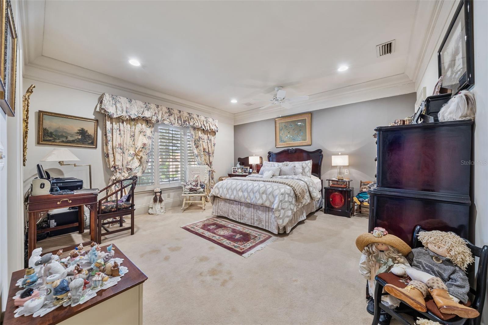 TB8446677 Property Photo