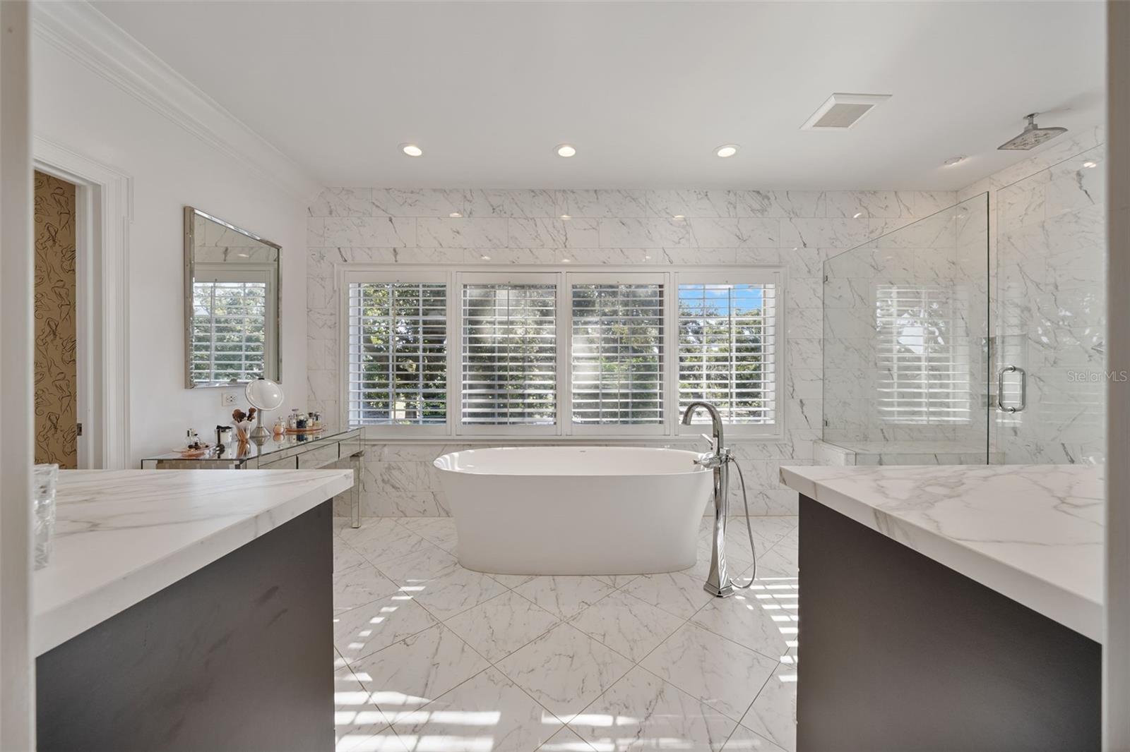 TB8446677 Property Photo