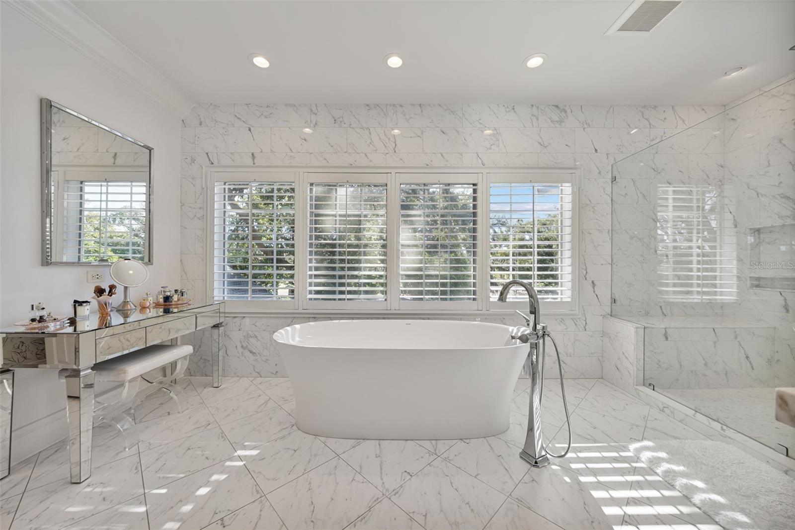 TB8446677 Property Photo