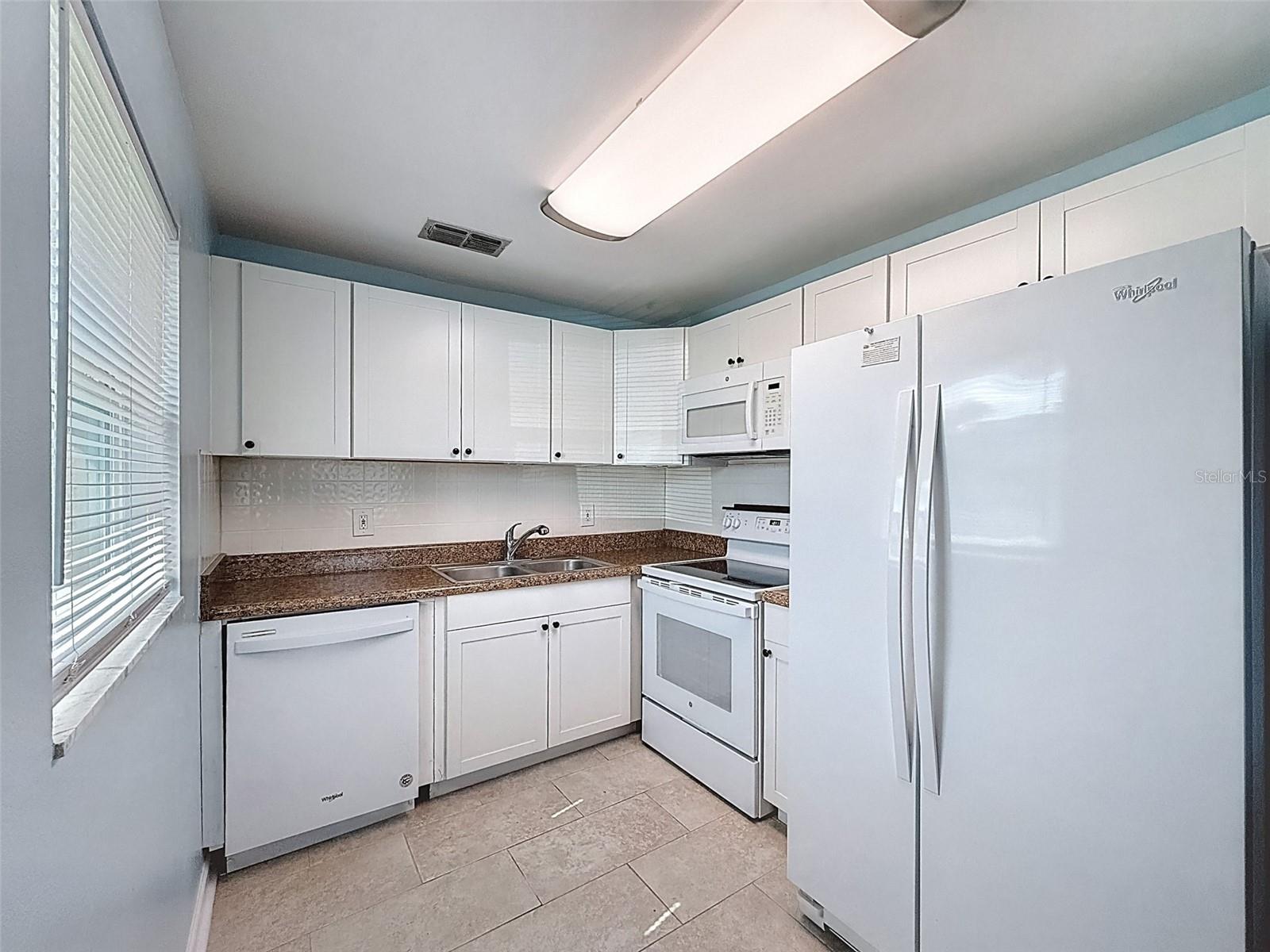 W7880616 Property Photo