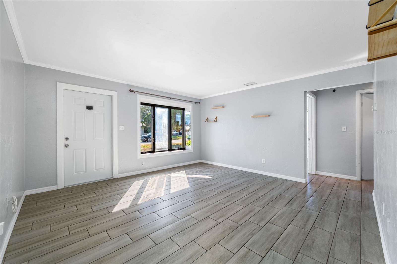 3033 24TH AVE N, ST PETERSBURG, FL, 33713