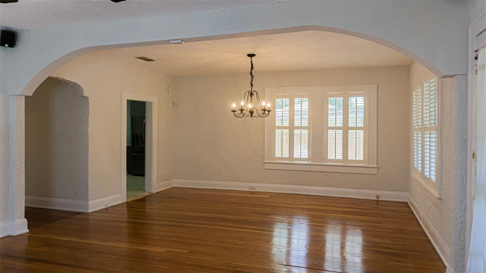 205 W LOUISIANA AVE, TAMPA, FL, 33603