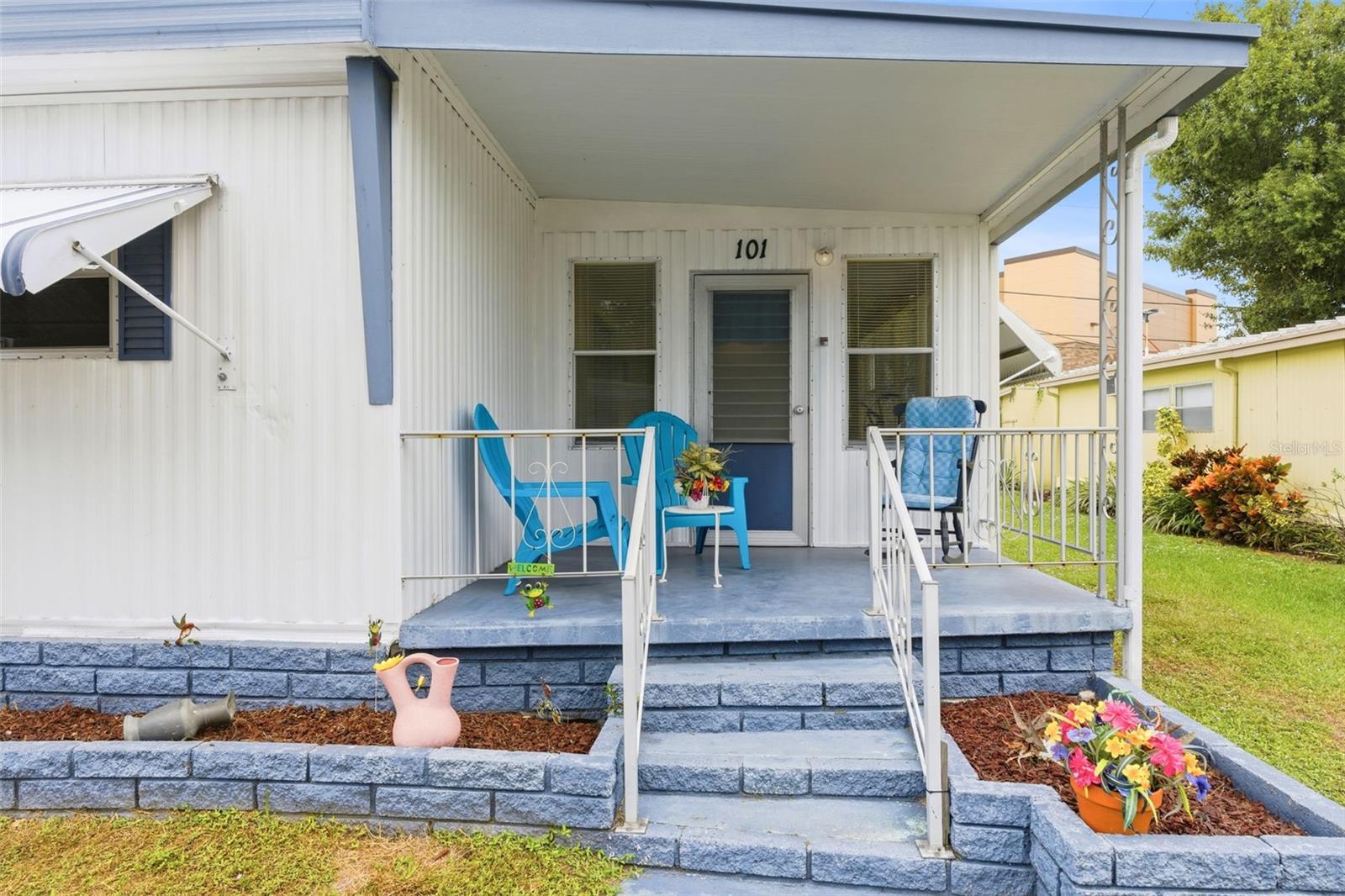 TB8446709 Property Photo