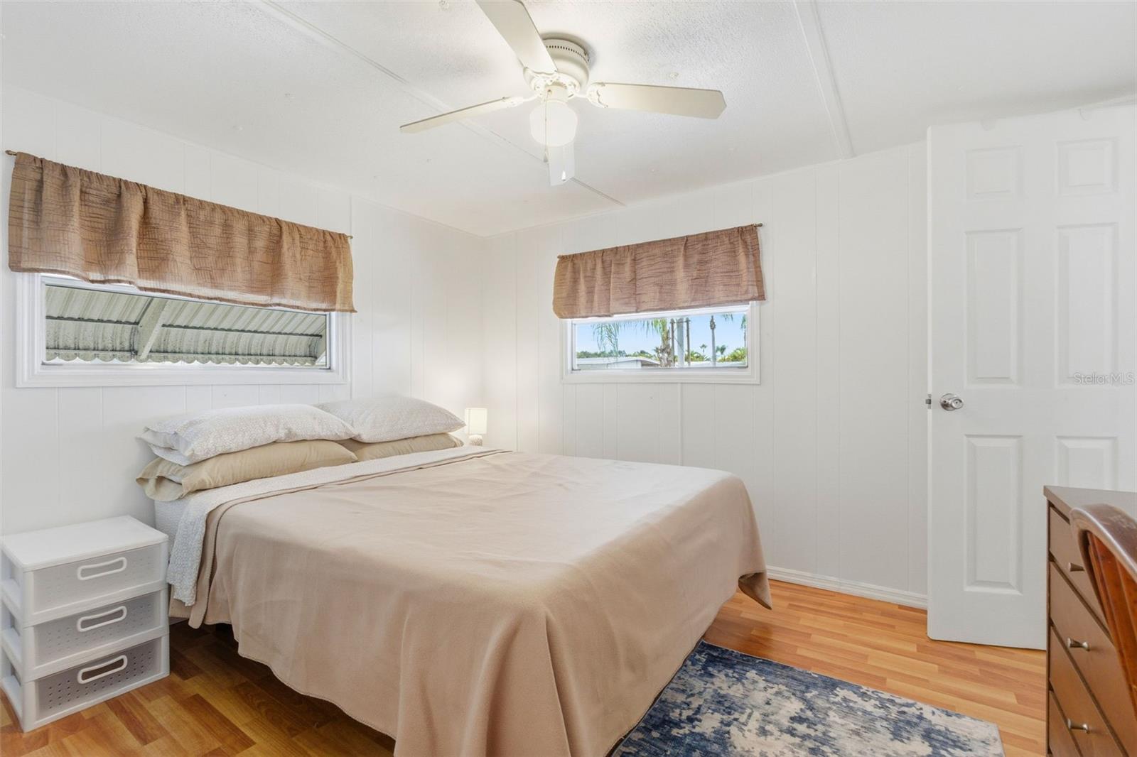 TB8446709 Property Photo