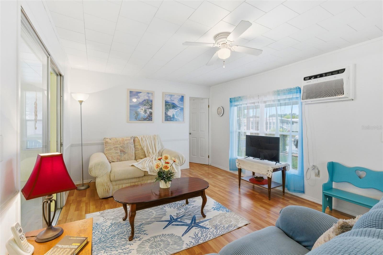 TB8446709 Property Photo