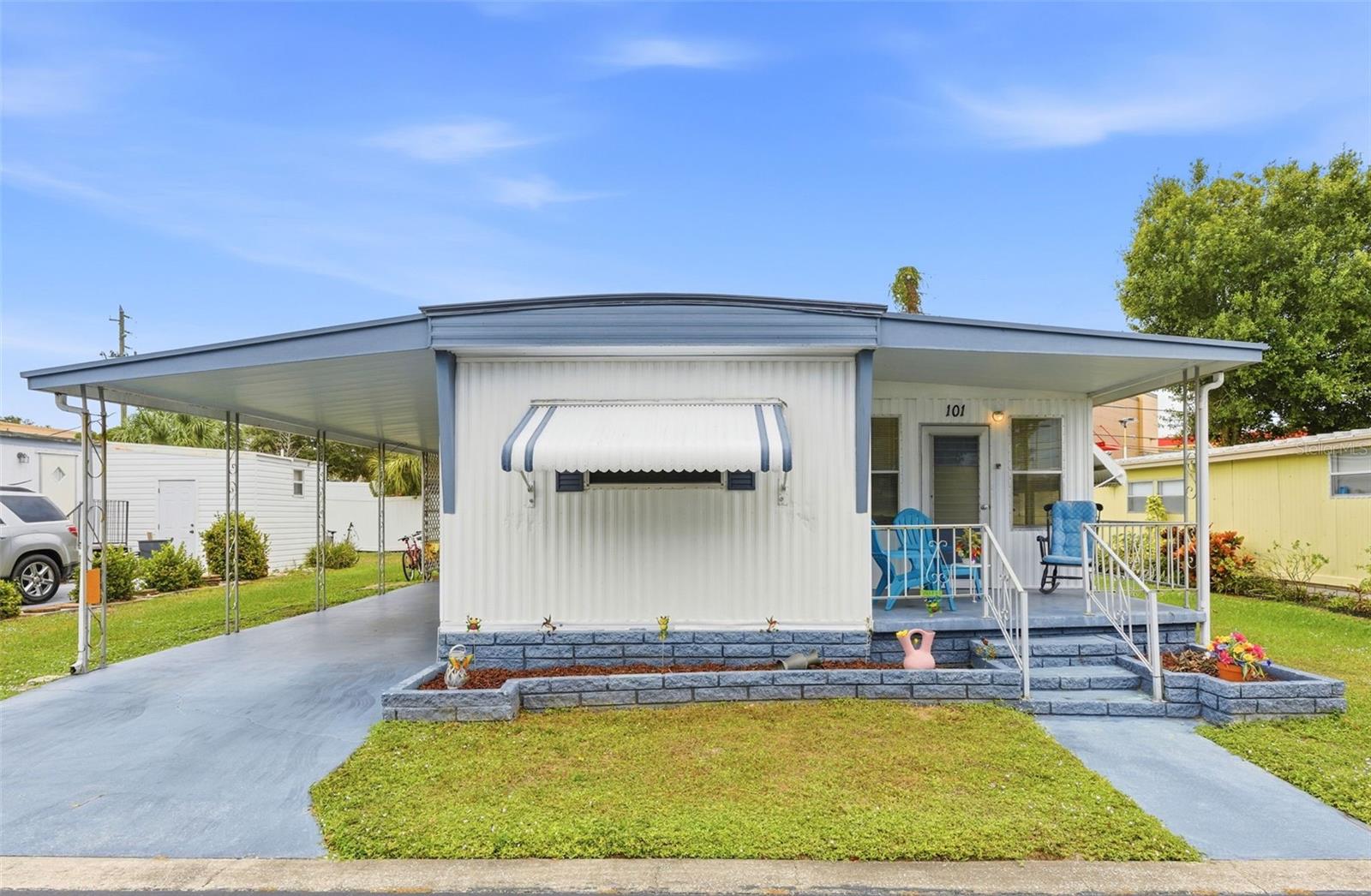 TB8446709 Property Photo