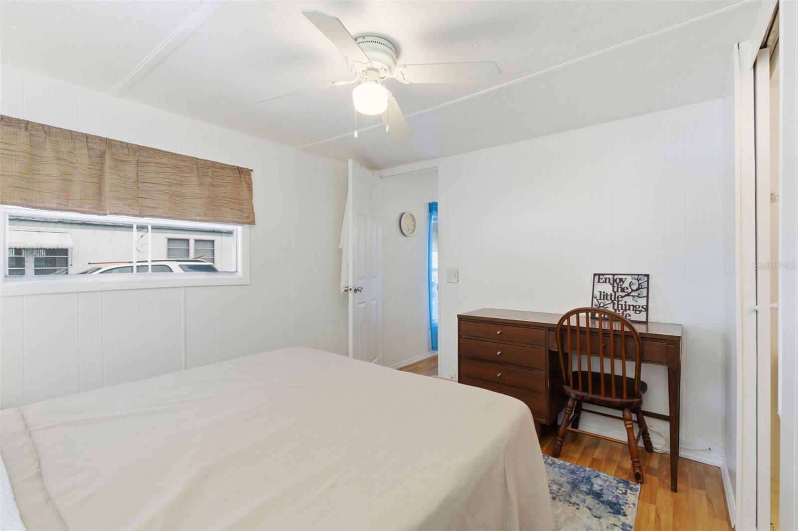 TB8446709 Property Photo