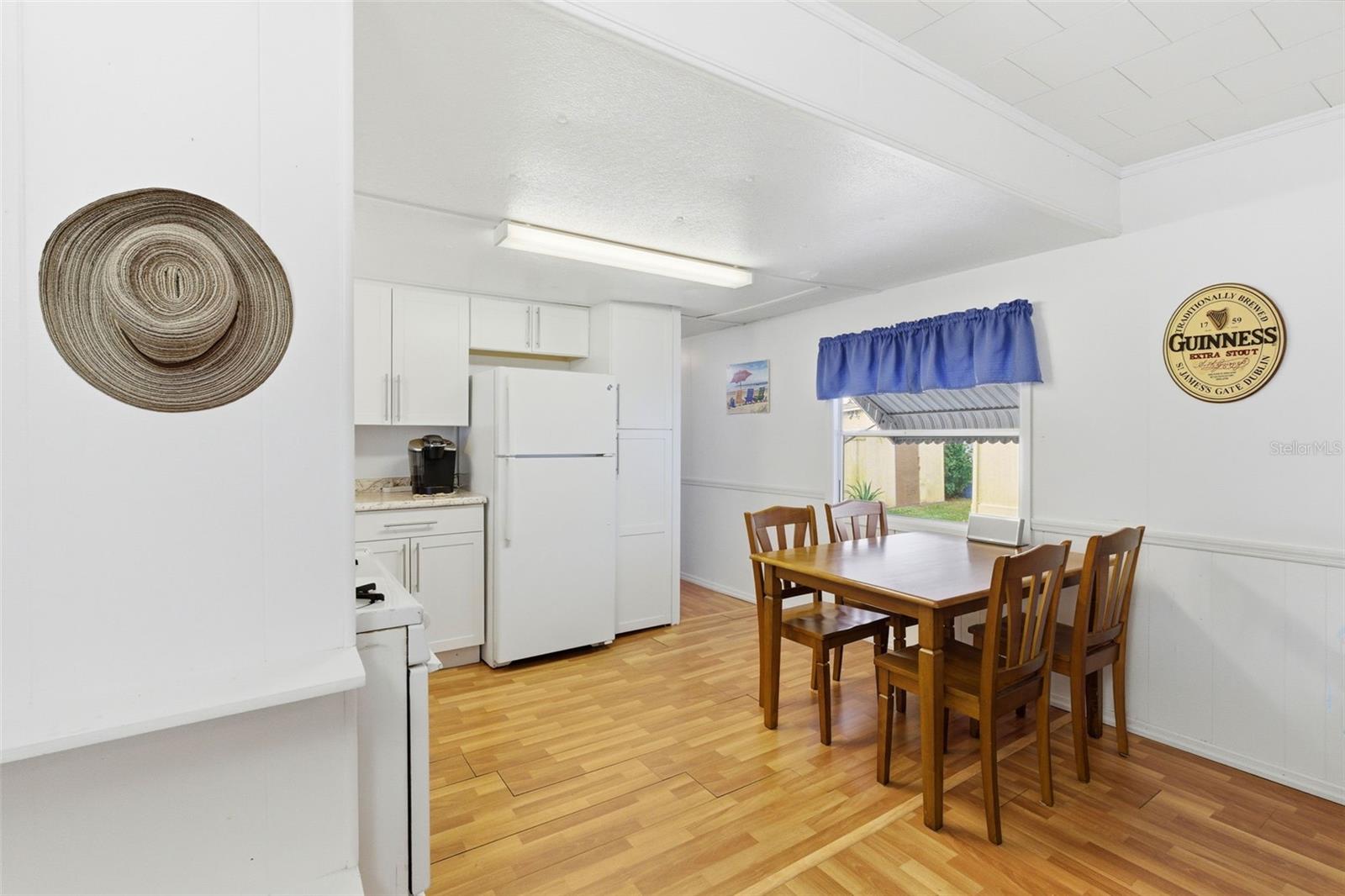 TB8446709 Property Photo