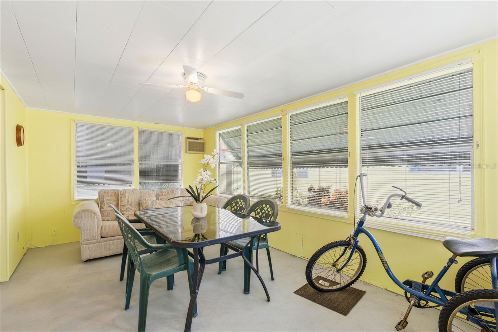 TB8446709 Property Photo