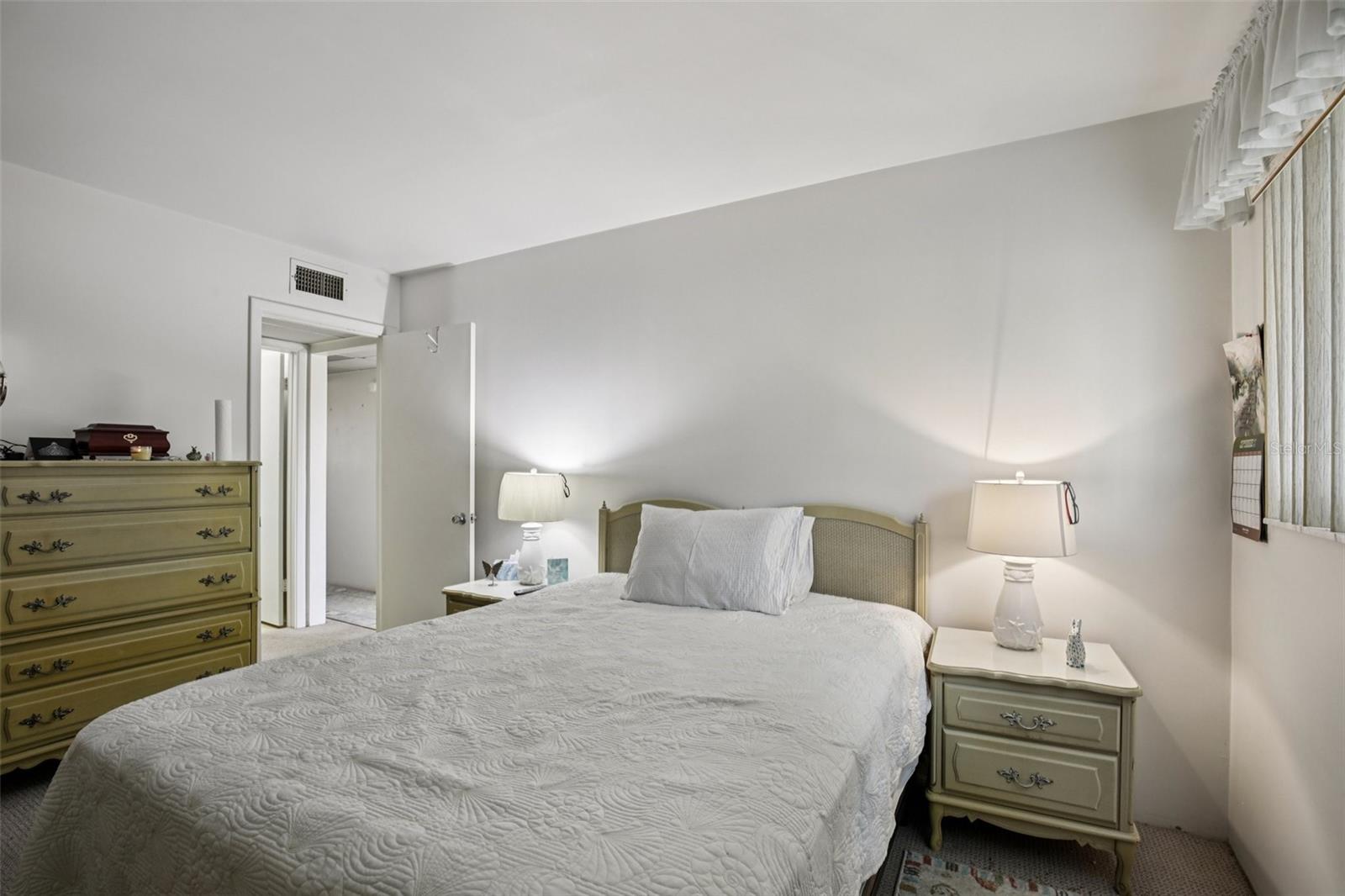 TB8446711 Property Photo