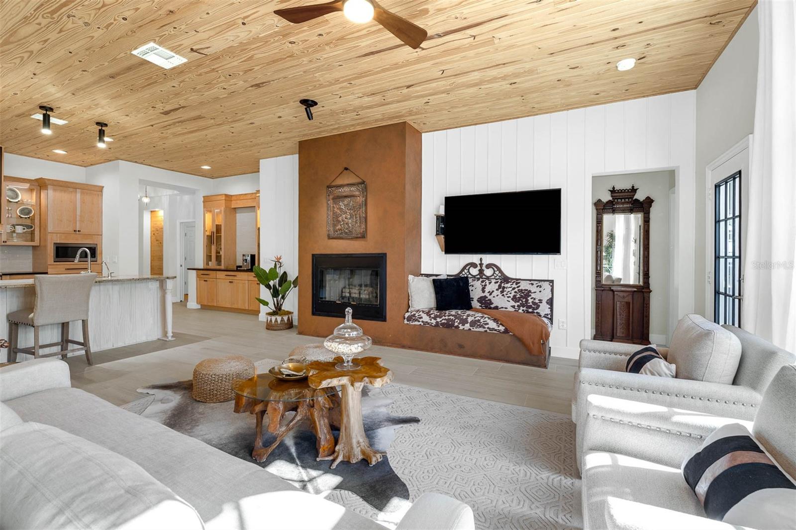 718 HONEYSUCKLE AVE, CELEBRATION, FL, 34747