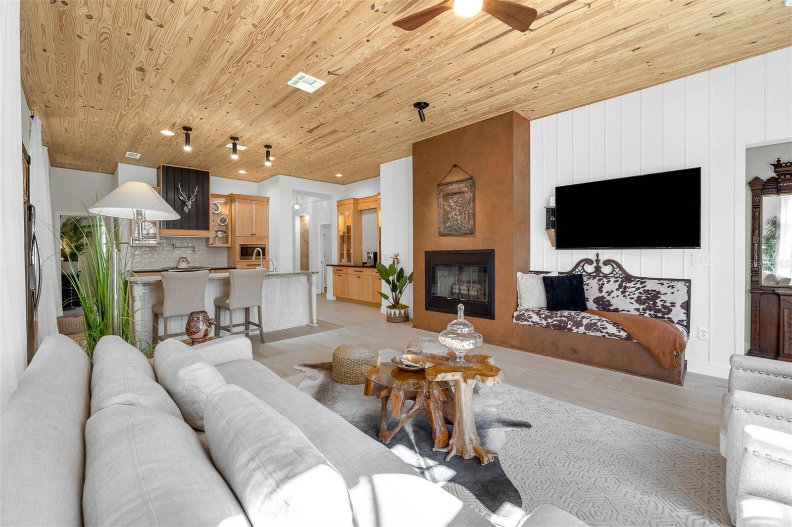 718 HONEYSUCKLE AVE, CELEBRATION, FL, 34747