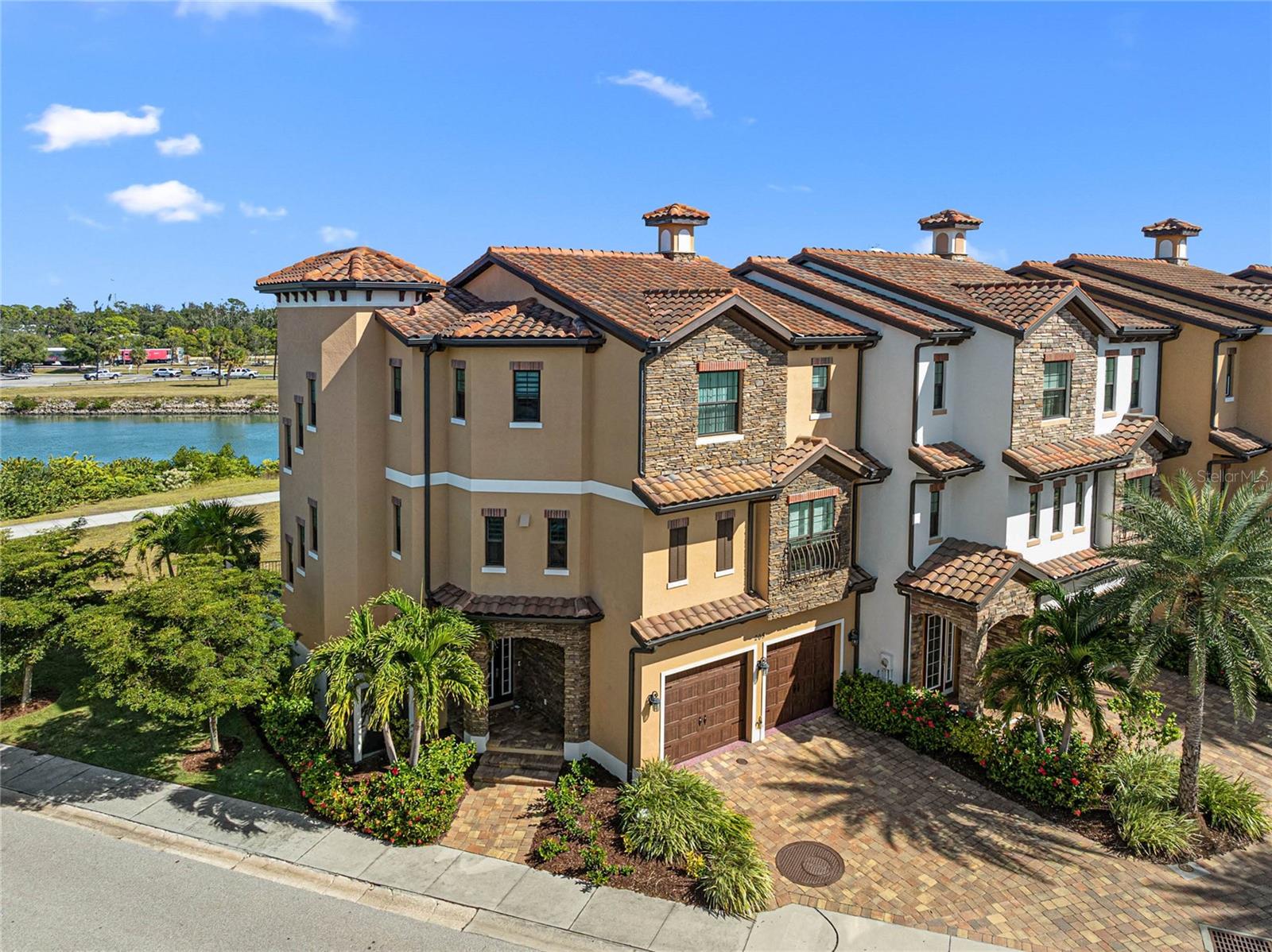 205 E VENICE AVE, VENICE, FL, 34285