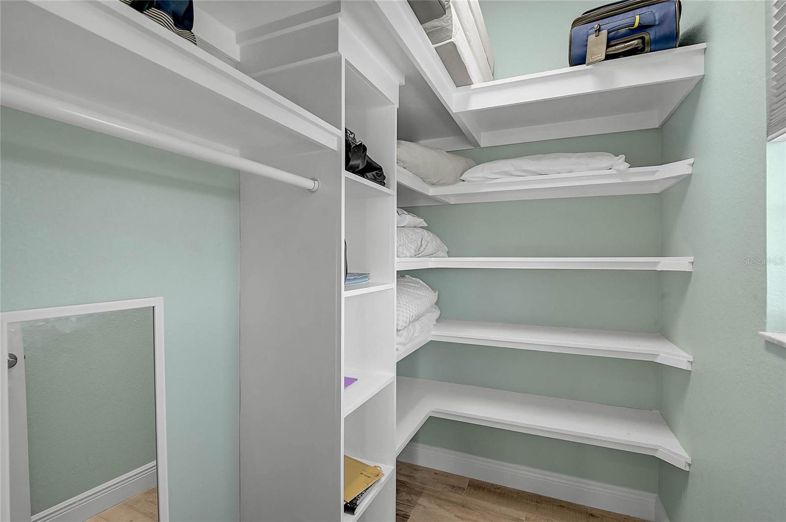 205 E VENICE AVE, VENICE, FL, 34285