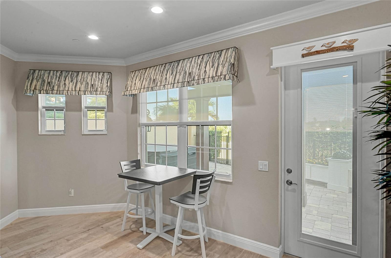 205 E VENICE AVE, VENICE, FL, 34285