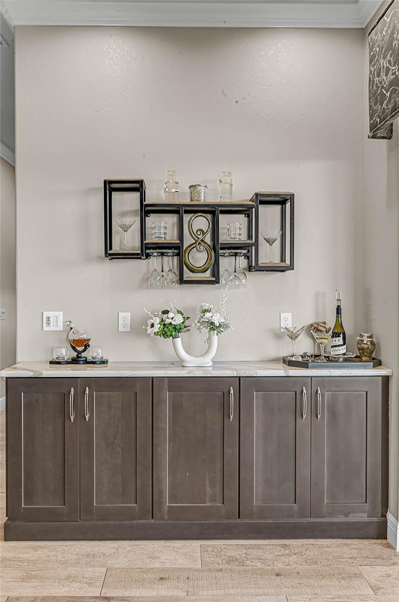 205 E VENICE AVE, VENICE, FL, 34285