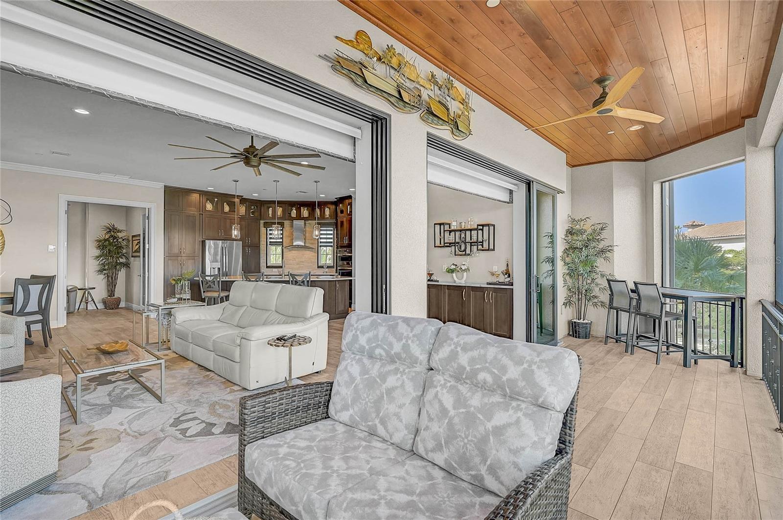 205 E VENICE AVE, VENICE, FL, 34285