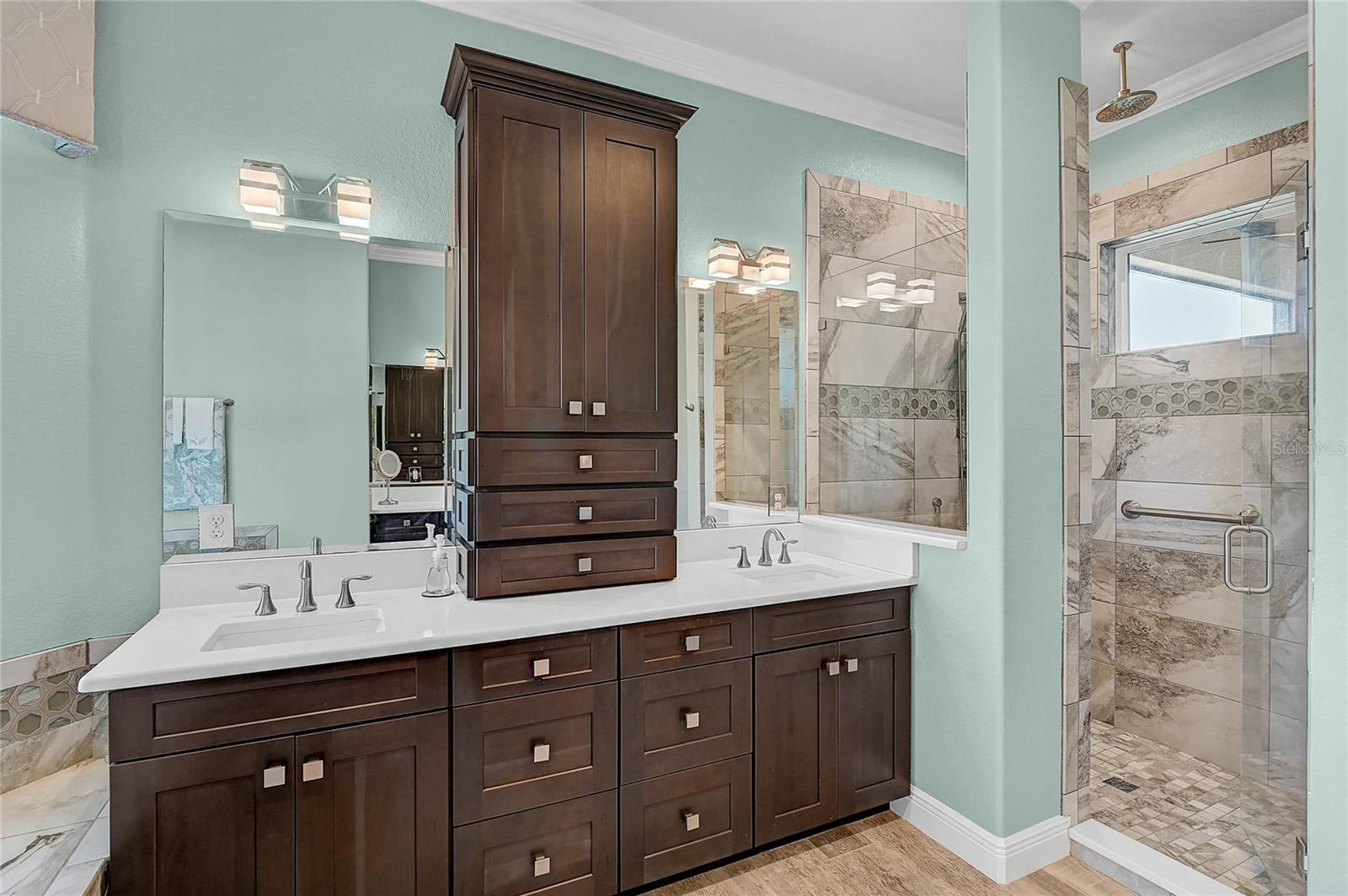 205 E VENICE AVE, VENICE, FL, 34285