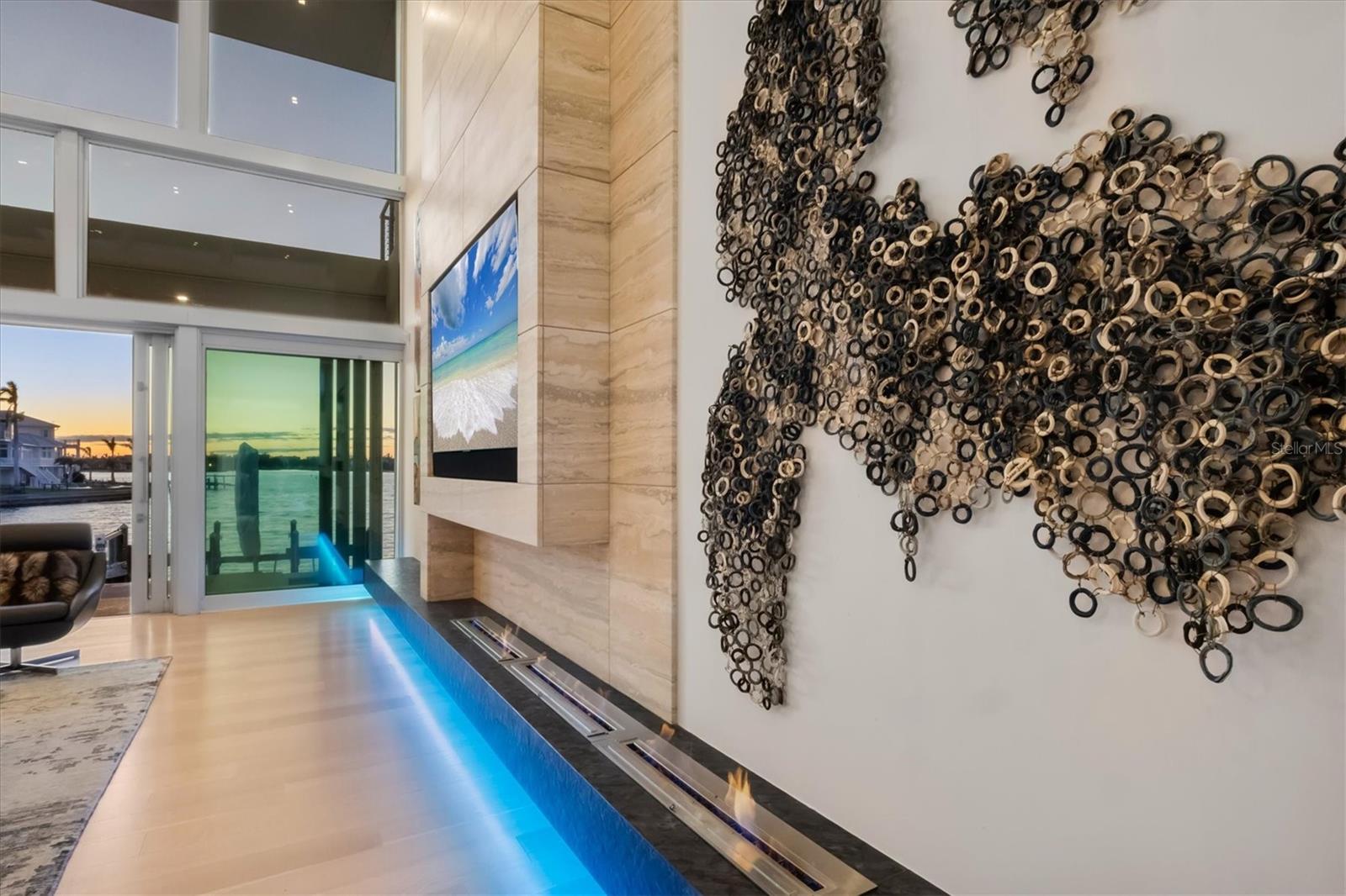 A4671584 Property Photo