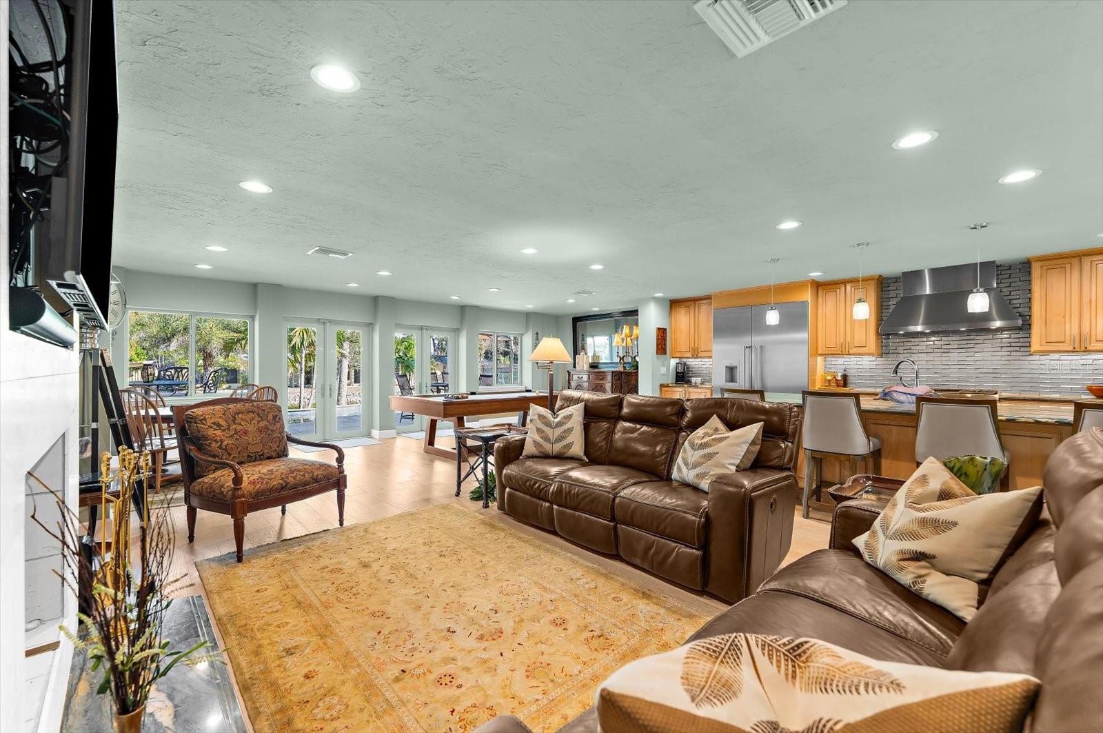 4817 OCEAN BLVD, SARASOTA, FL, 34242