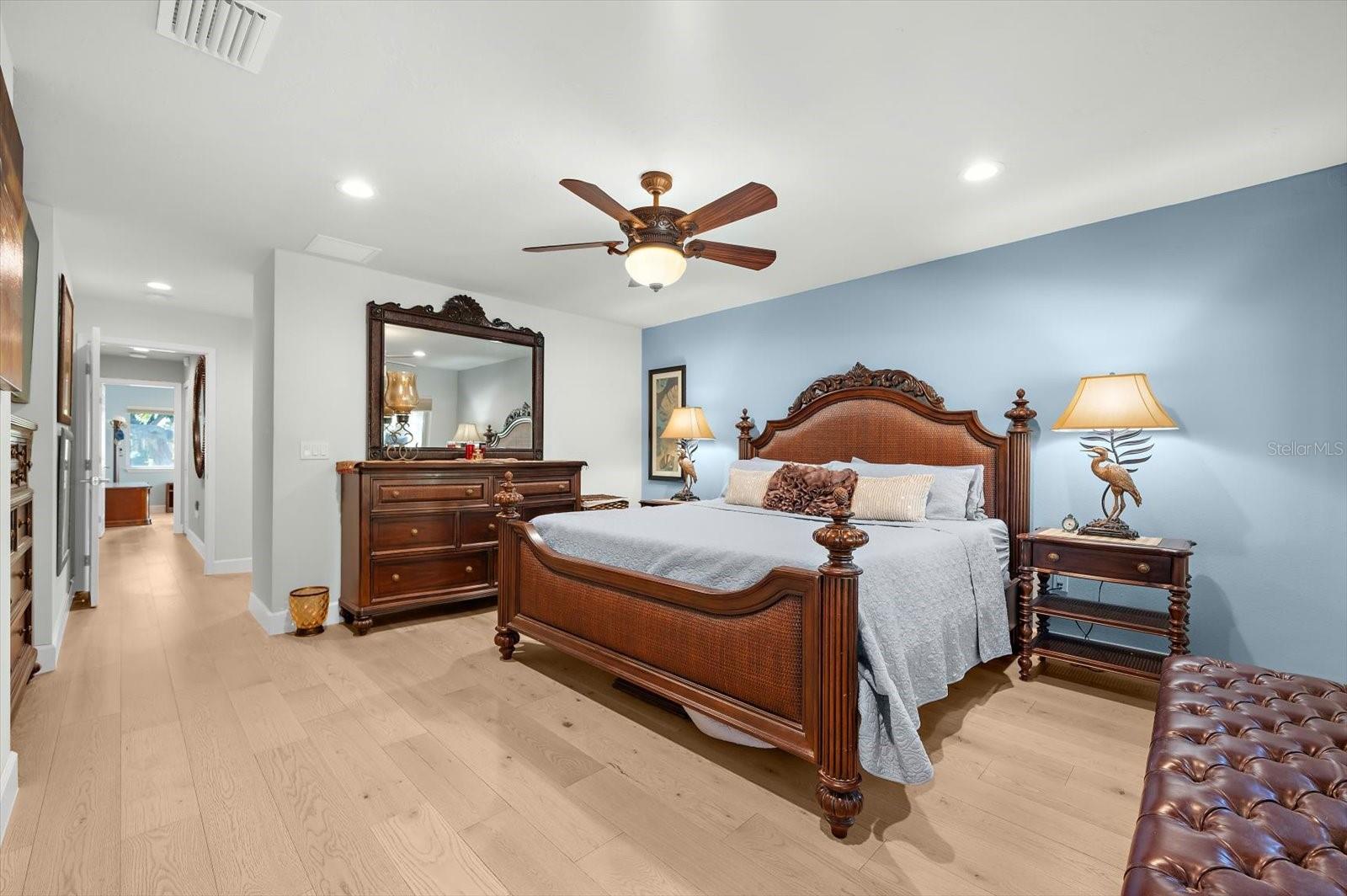 4817 OCEAN BLVD, SARASOTA, FL, 34242