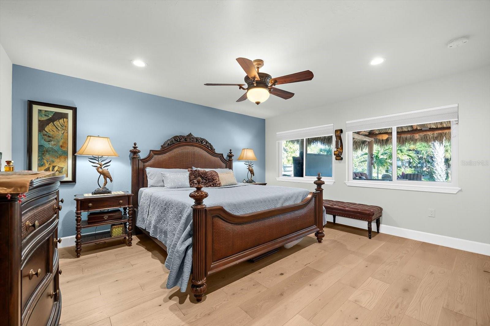 4817 OCEAN BLVD, SARASOTA, FL, 34242