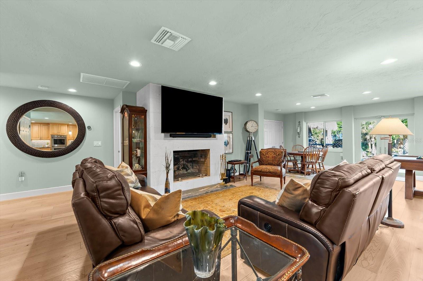 4817 OCEAN BLVD, SARASOTA, FL, 34242