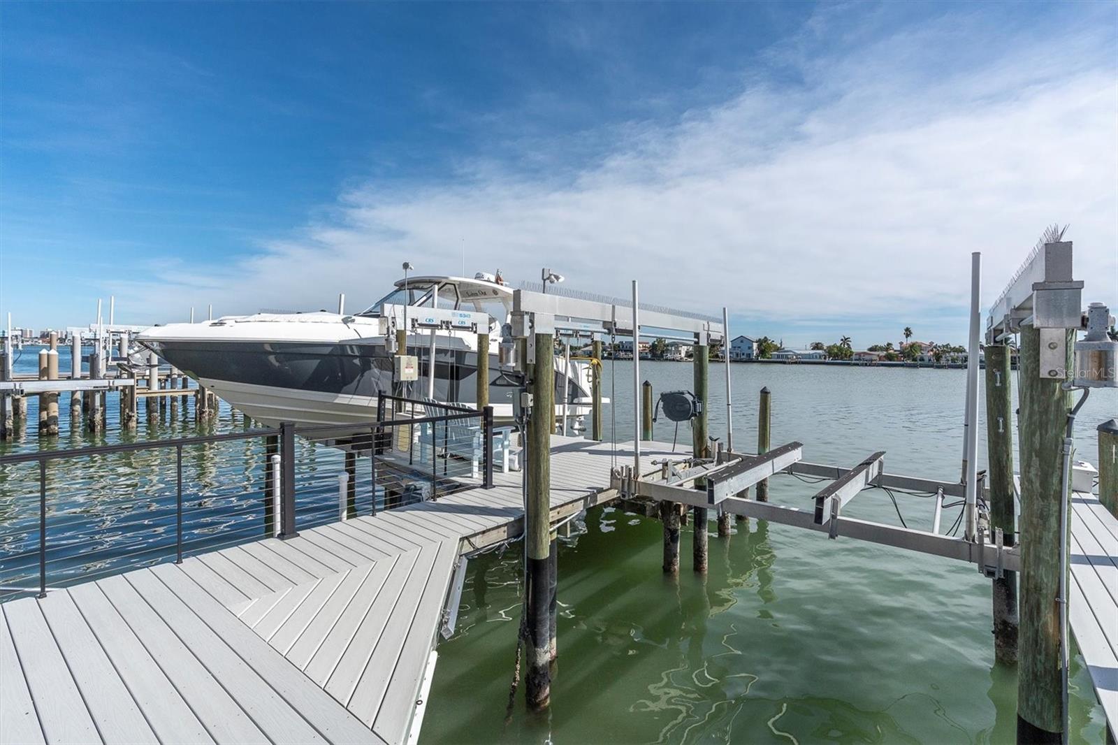 TB8446812 Property Photo