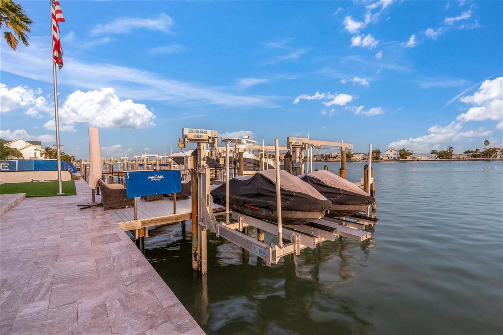 TB8446812 Property Photo