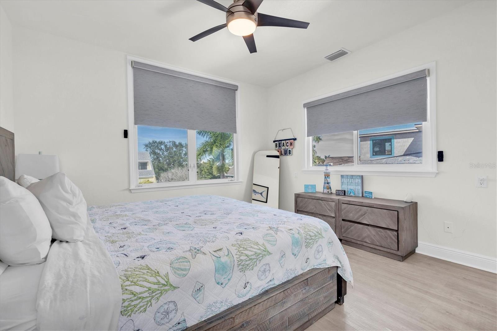 TB8446812 Property Photo