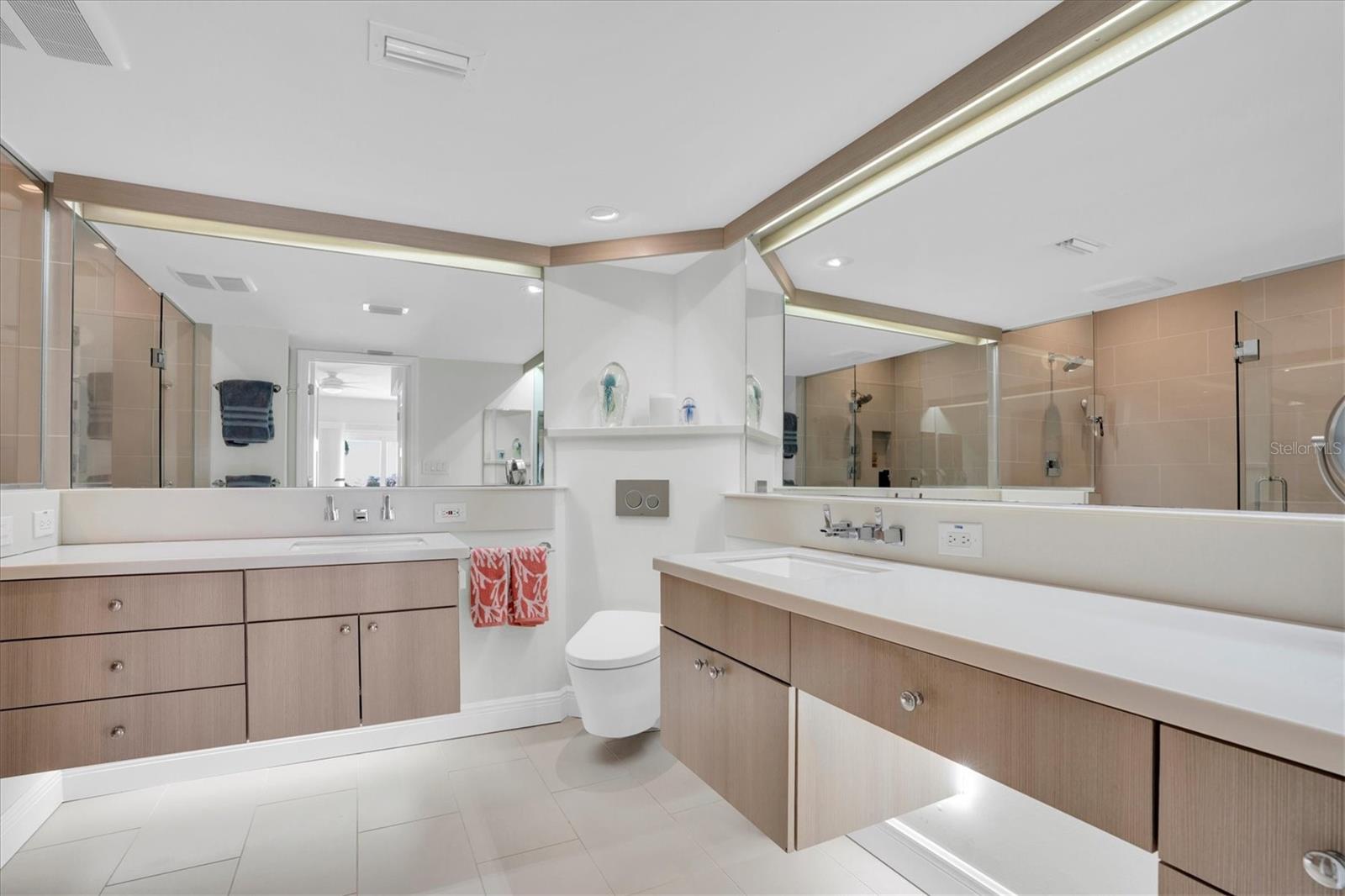 TB8446812 Property Photo