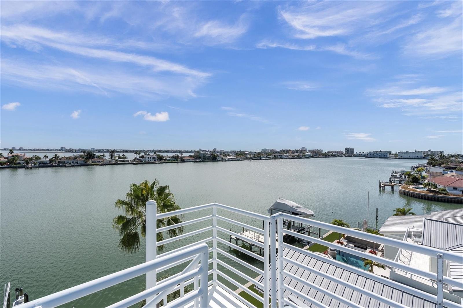 TB8446812 Property Photo