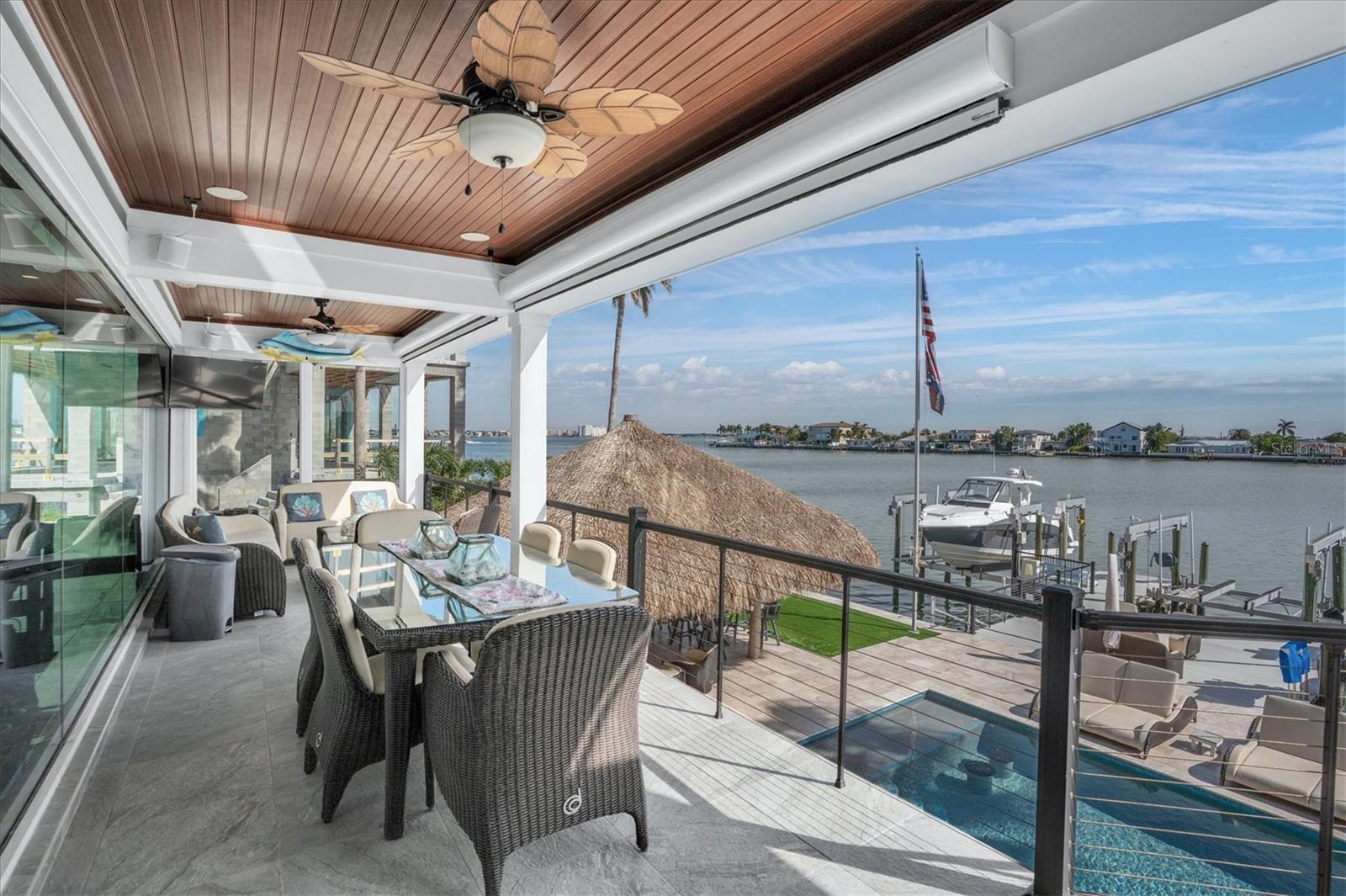 TB8446812 Property Photo