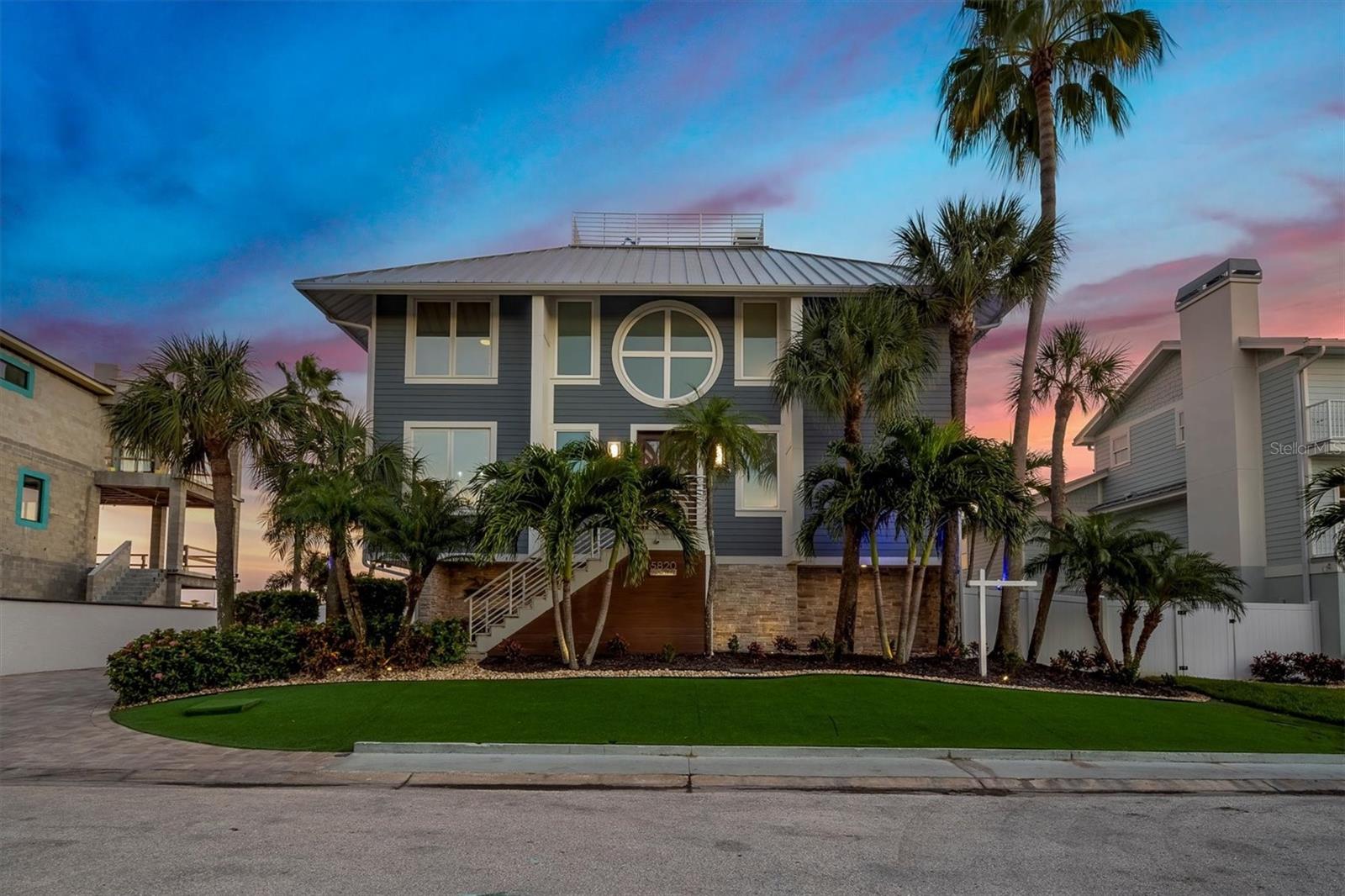 TB8446812 Property Photo