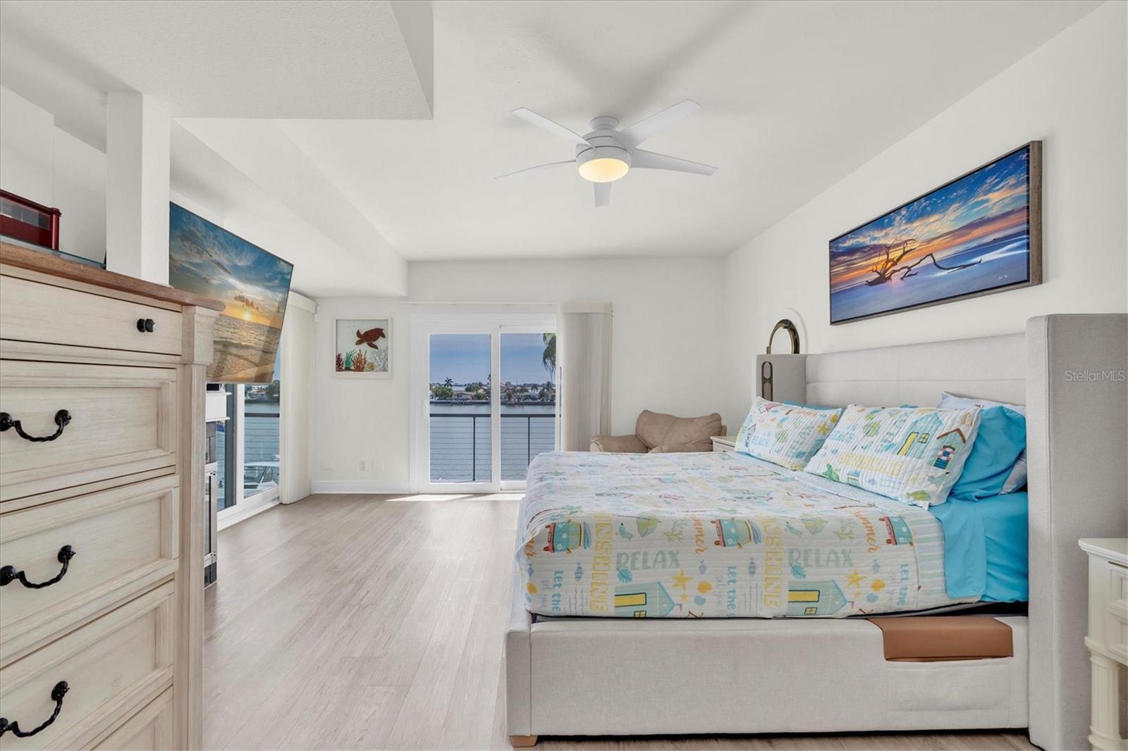 TB8446812 Property Photo