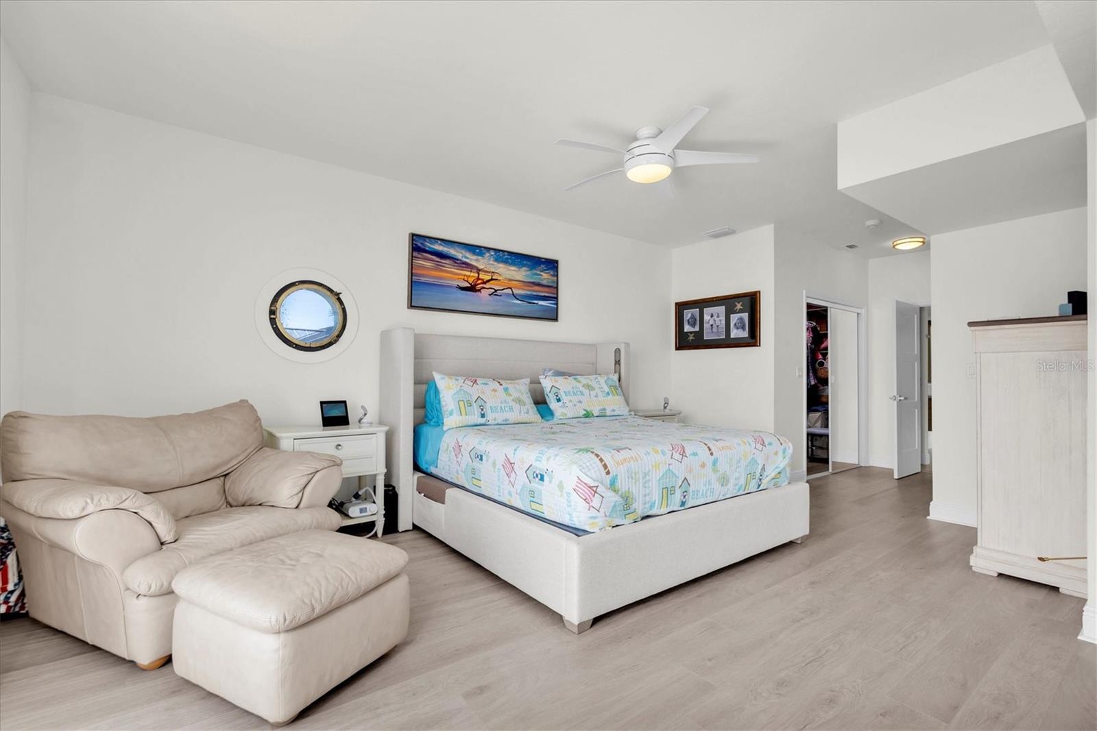 TB8446812 Property Photo