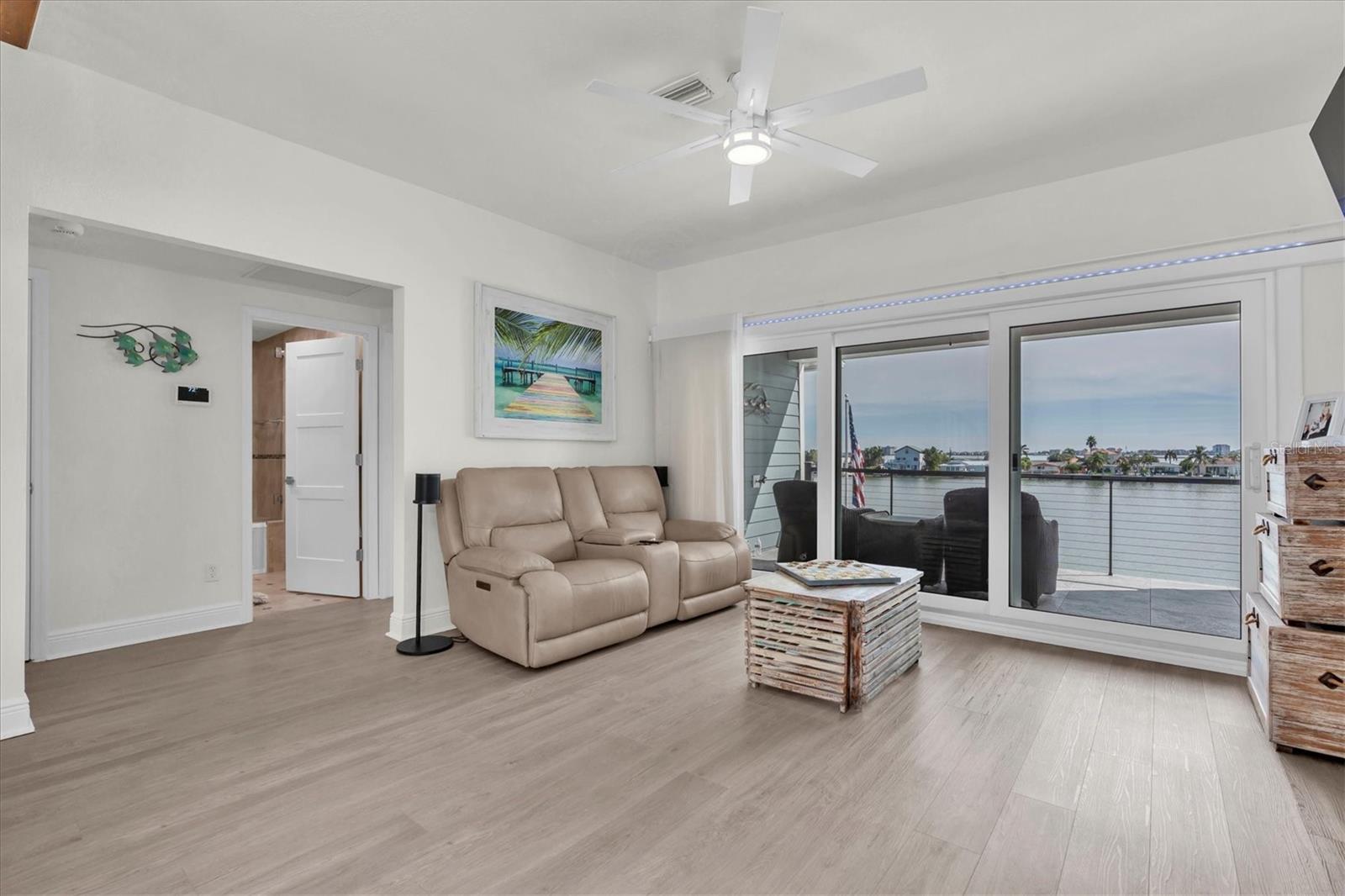 TB8446812 Property Photo