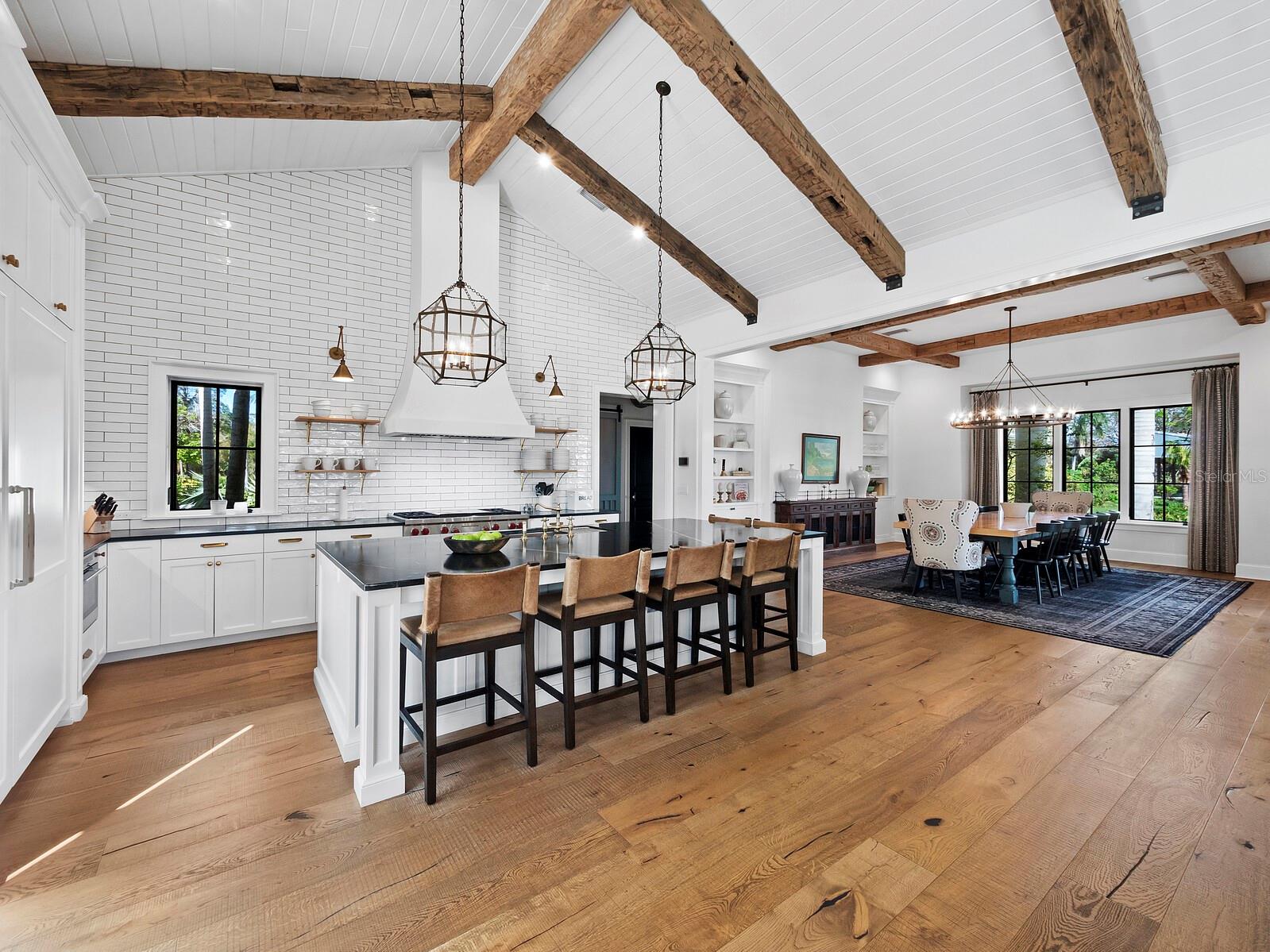 A4671608 Property Photo