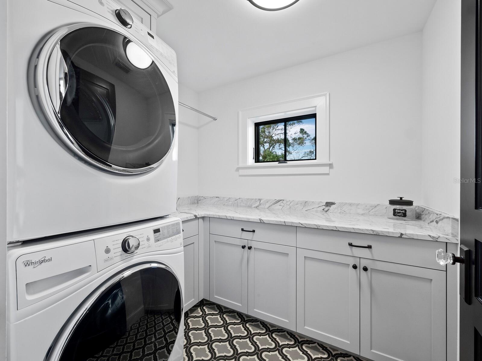 A4671608 Property Photo