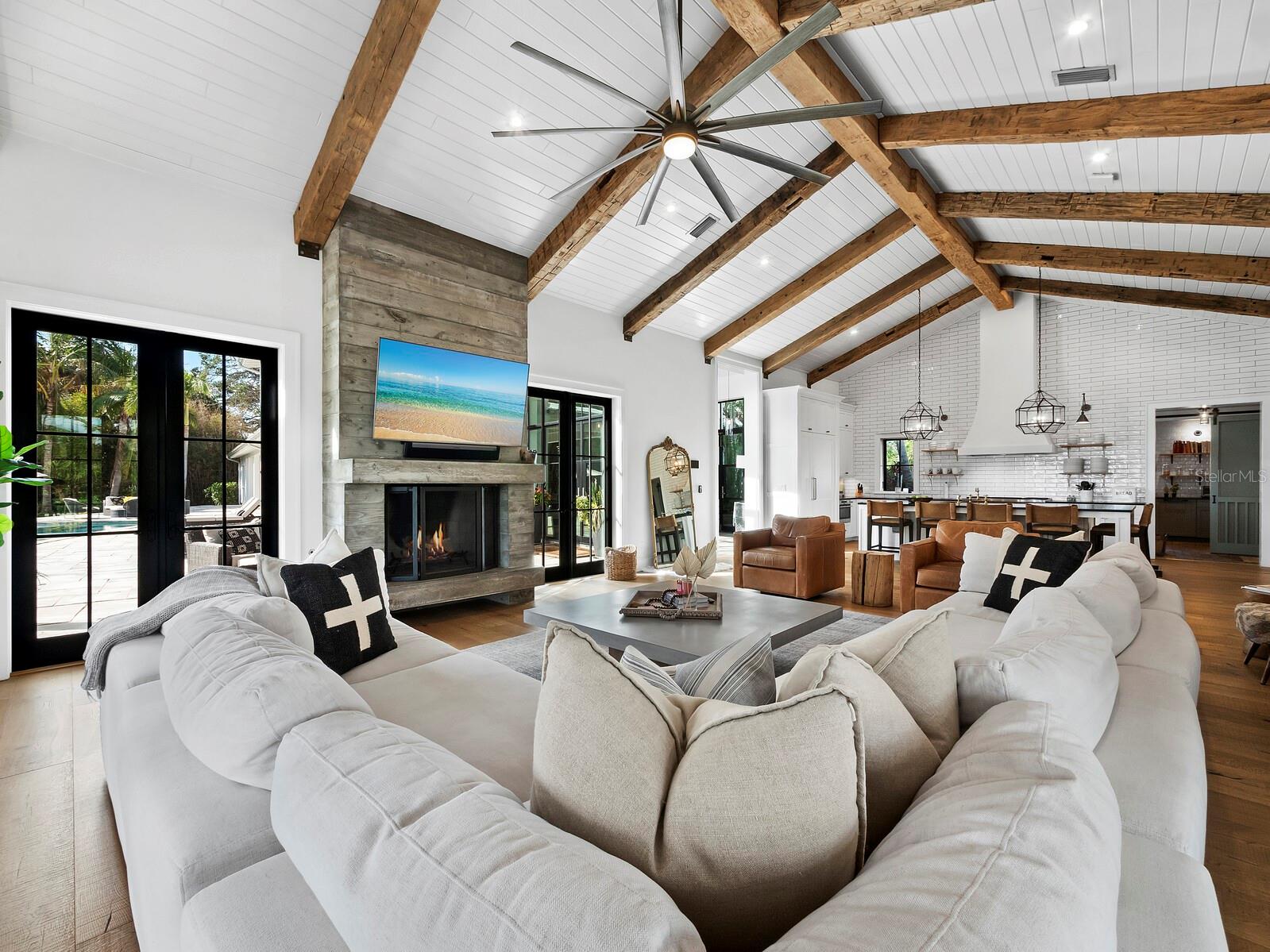 A4671608 Property Photo