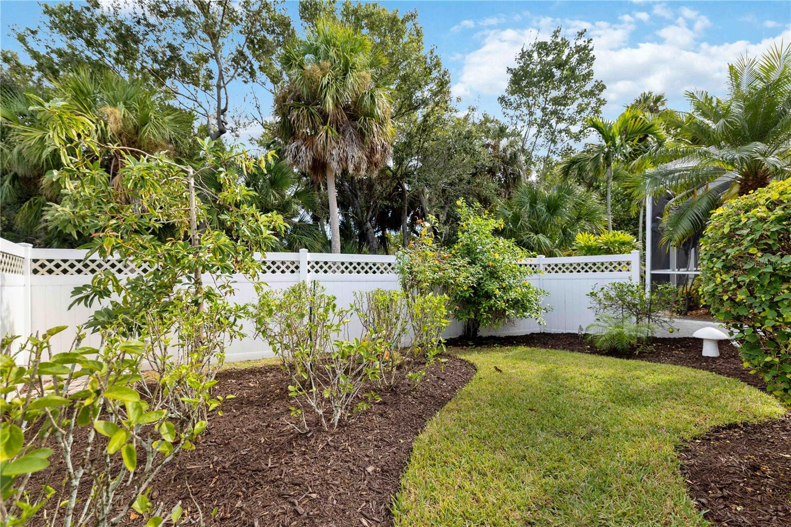 7621 CHARLESTON ST, UNIVERSITY PARK, FL, 34201