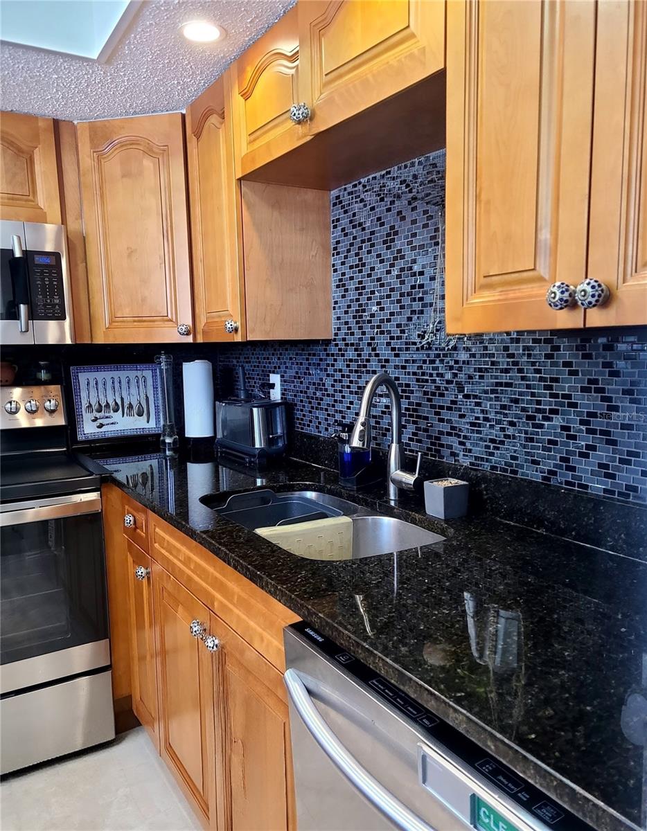 S5138293 Property Photo