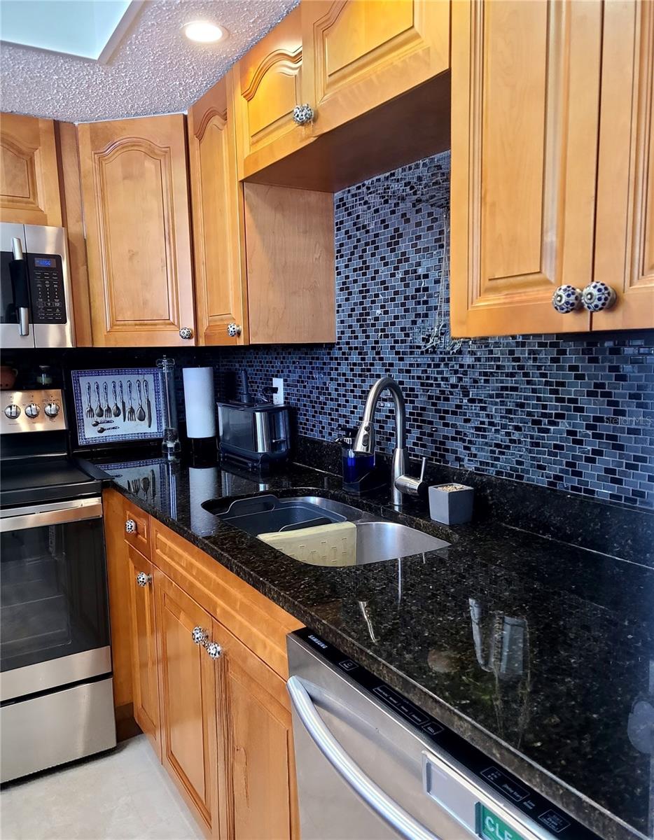 S5138293 Property Photo