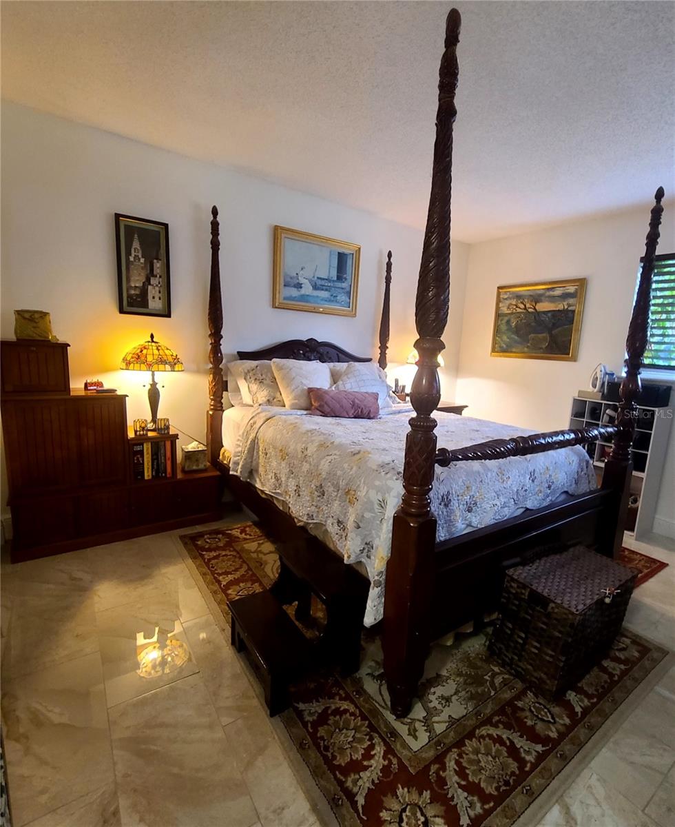 S5138293 Property Photo