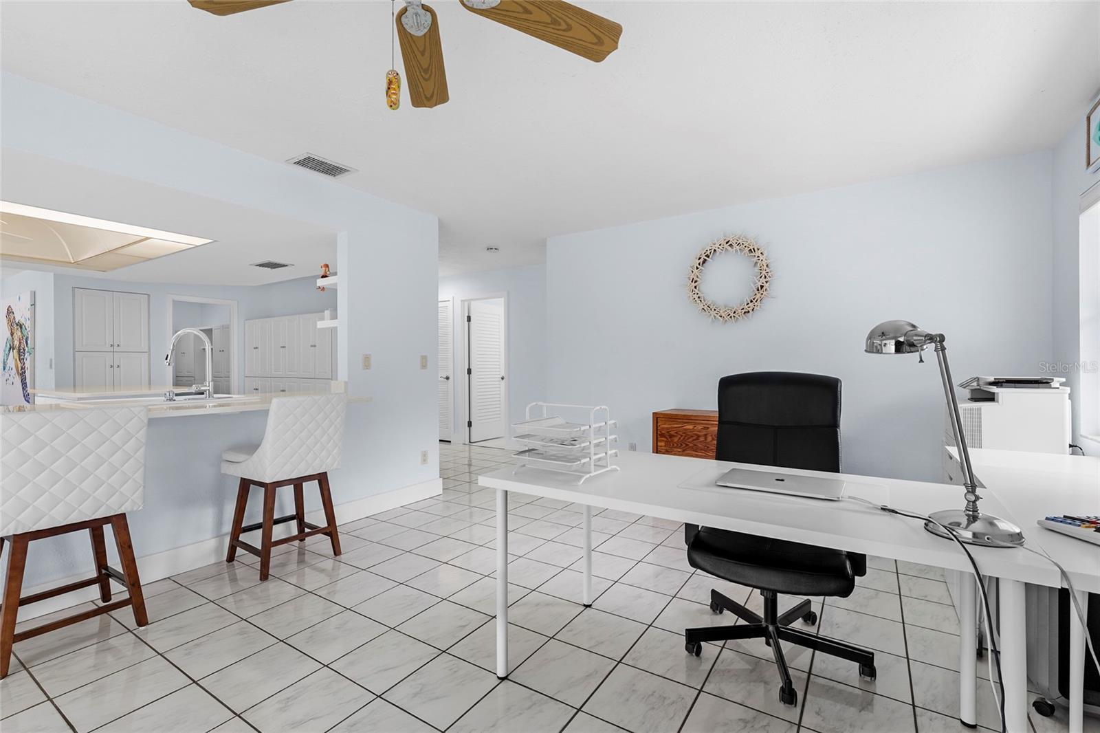 5720 TIMBER LAKE CIR, SARASOTA, FL, 34243