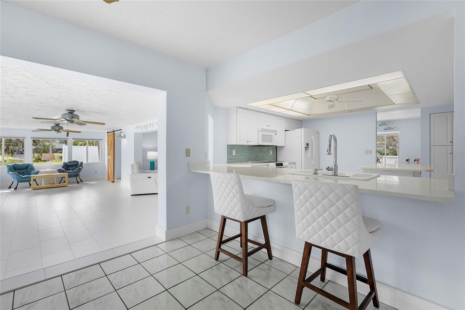 5720 TIMBER LAKE CIR, SARASOTA, FL, 34243