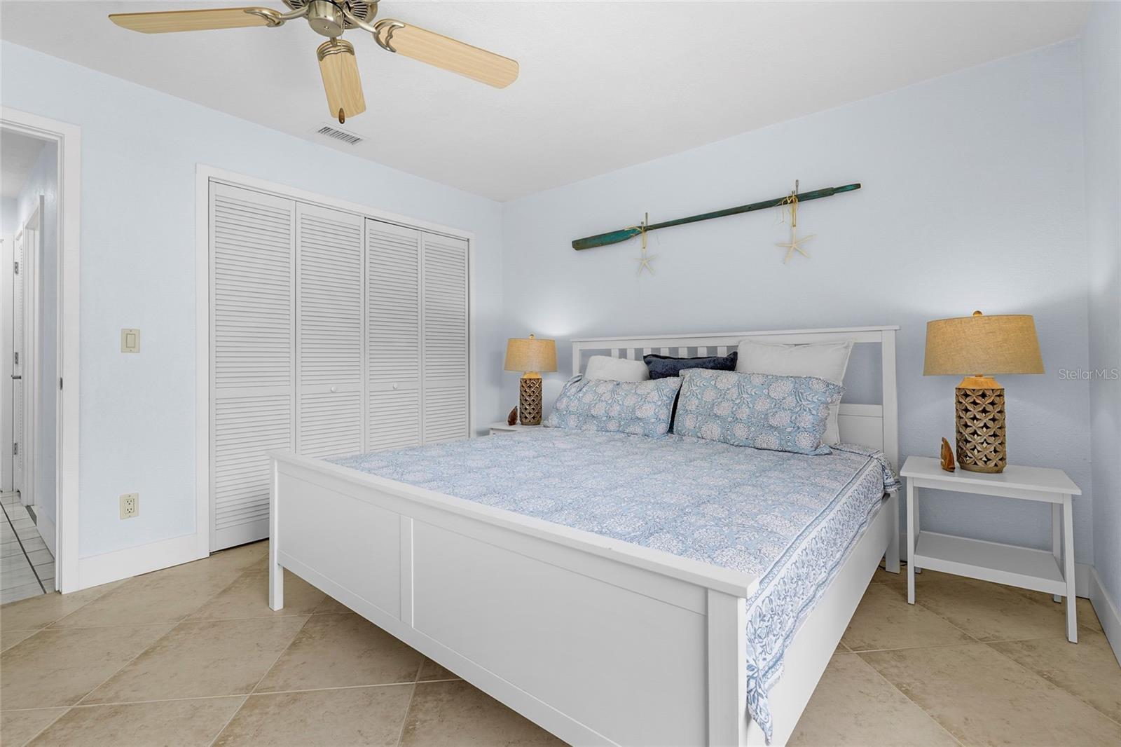 5720 TIMBER LAKE CIR, SARASOTA, FL, 34243