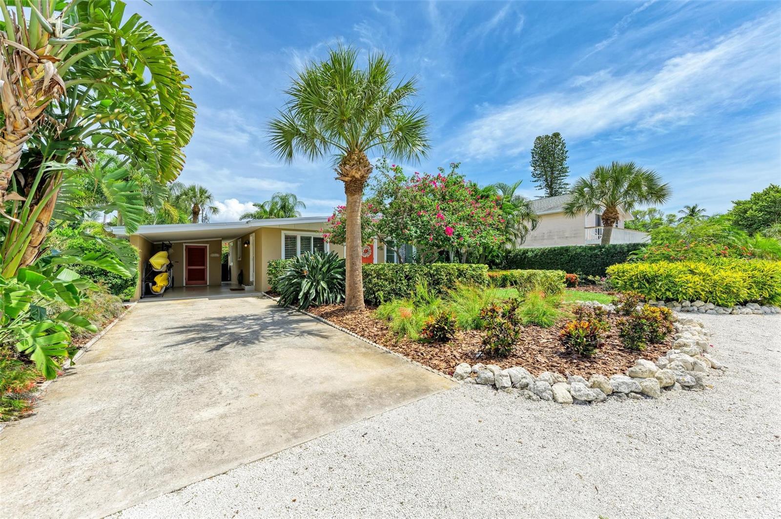 136 CRESCENT DR, ANNA MARIA, FL, 34216